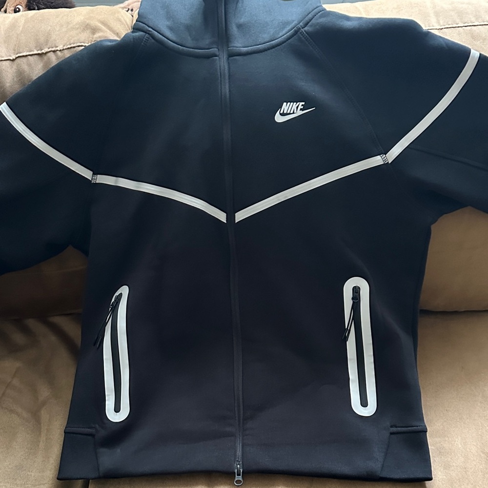 Nike Black and White Full-Zip Jacket